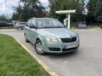 Оренда авто skoda fabia