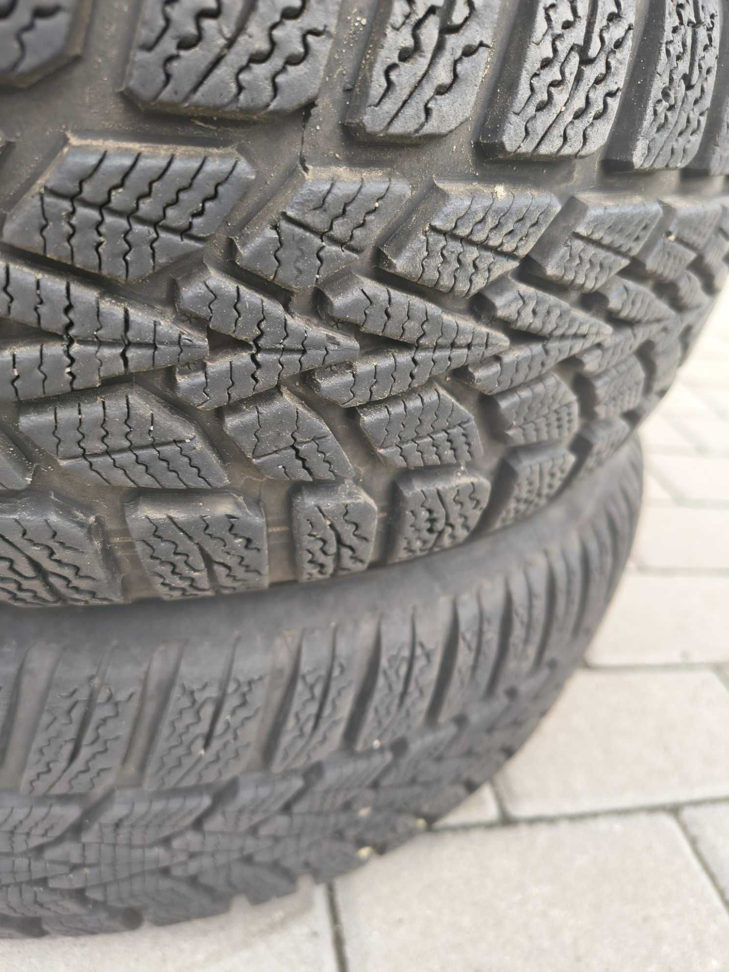 Opony zimowe Dunlop Response  185  65  R15  - 88T