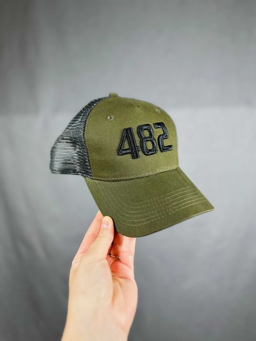 Вишивка на кепках і одязі. Оплата з ПДВ та без.