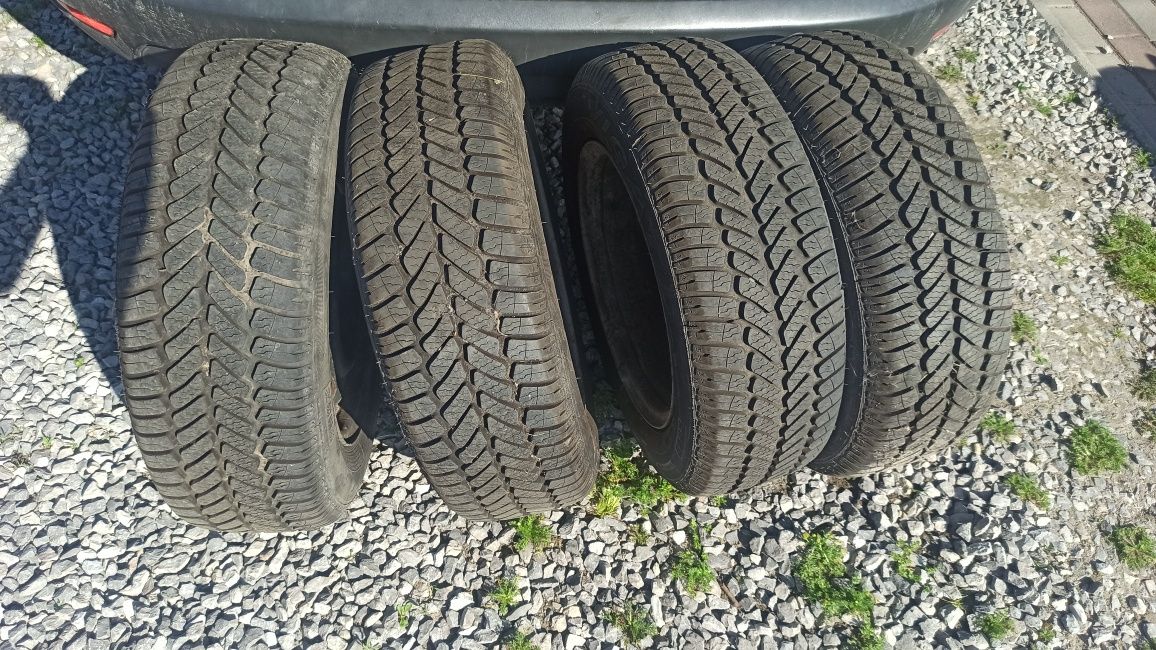 Opony Dębica Navigator z felgami 4x100 jak nowe