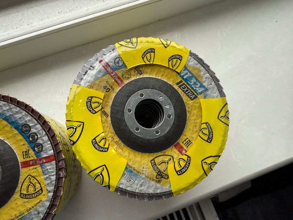 Klingspor SMT 624 Supra 40 Tarcze do szlifowania, Ściernice listkowe