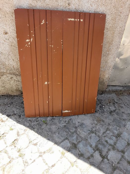 Portadas antigas madeira maciça.