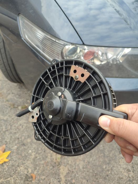 Продам мотор , вентилятор печки на Honda accord 7