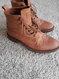 Botas pele brogues Pull&Bear 40