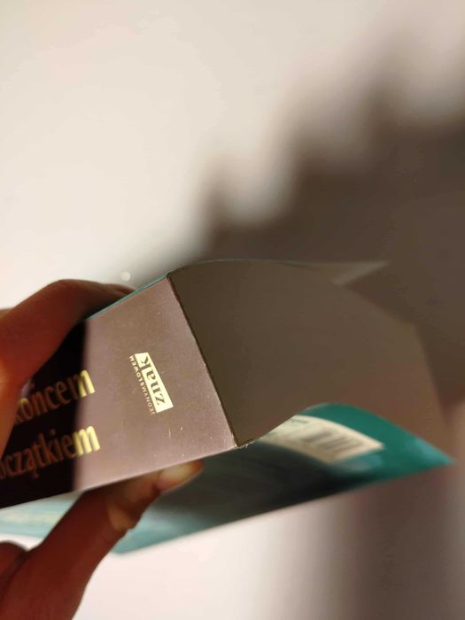 Między końcem a początkiem Jojo Moyes