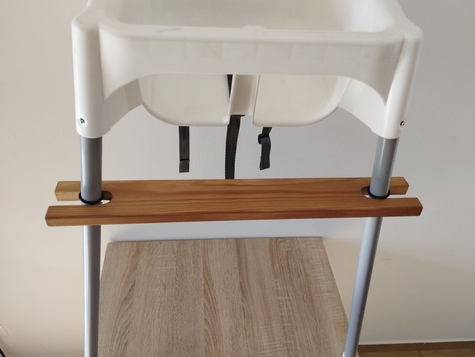 Base pousa pés para cadeira papa bebe