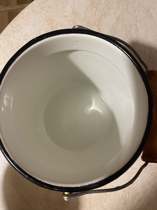 Бідон емальований кастрюля банка збанок