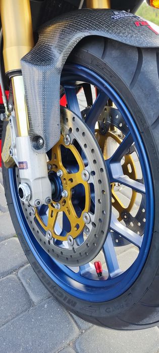 Aprilia RSV 1000 Mille R