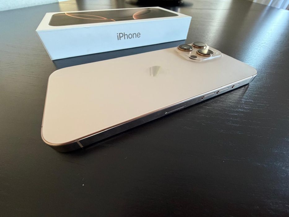 iPhone 16 Pro Max 256GB C/Garantia