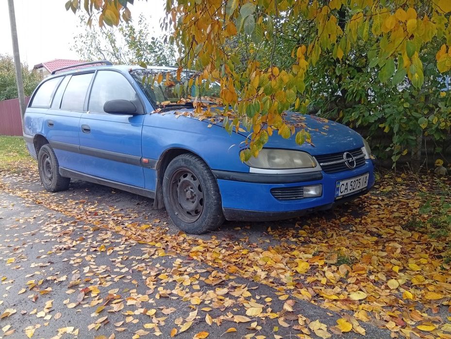 Продам дві Опель омега б