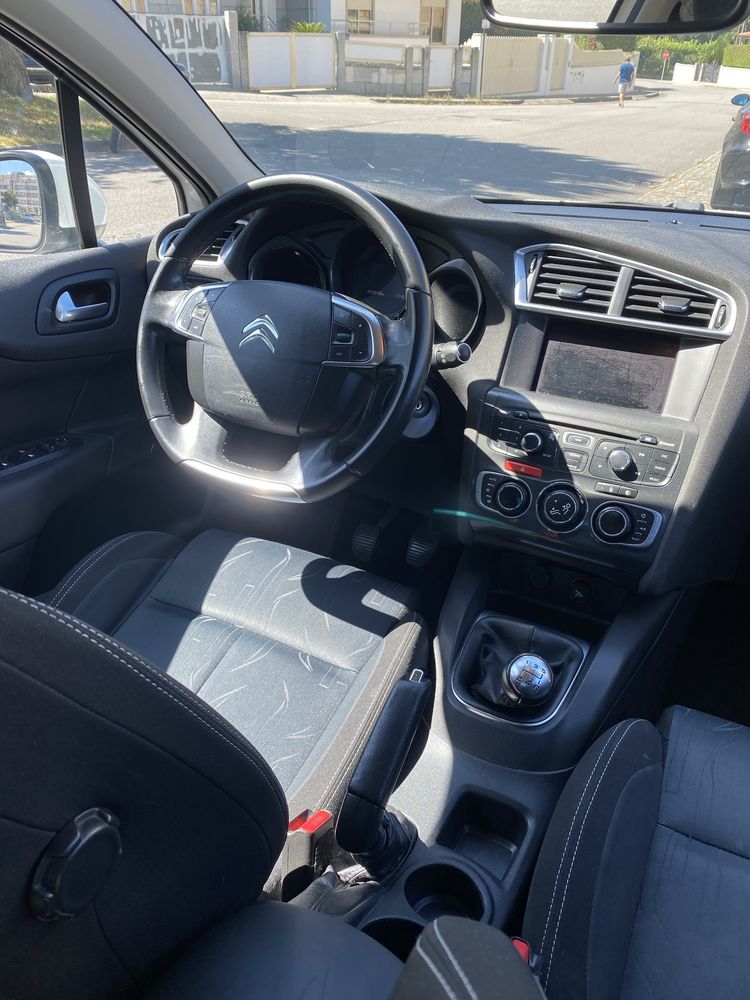 Vendo Citroen C4 - 2012 - Gasoleo 1.5 90cv
