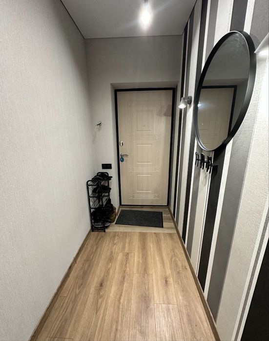 Продається вигідно квартира в пригороді Києва , поряд Бучанський парк.