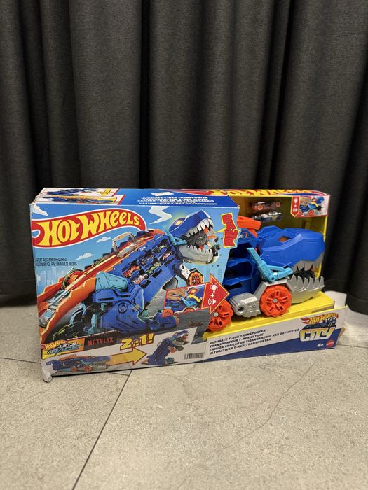 Мега-транспортер Hot Wheels City «Неймовірний Ті-Рекс»