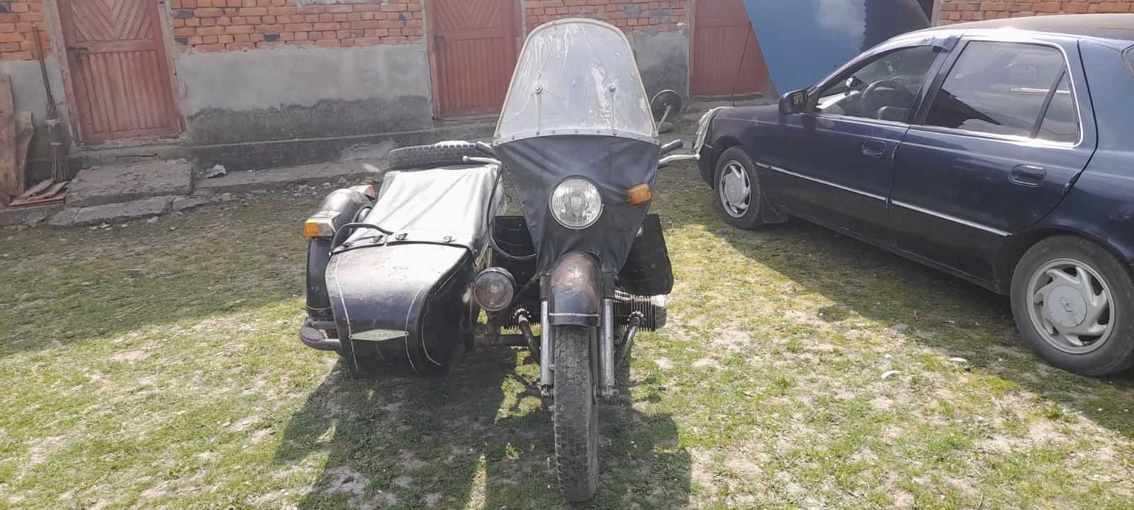 Продається мотоцикл Дніпро МТ-10 з коляскою.