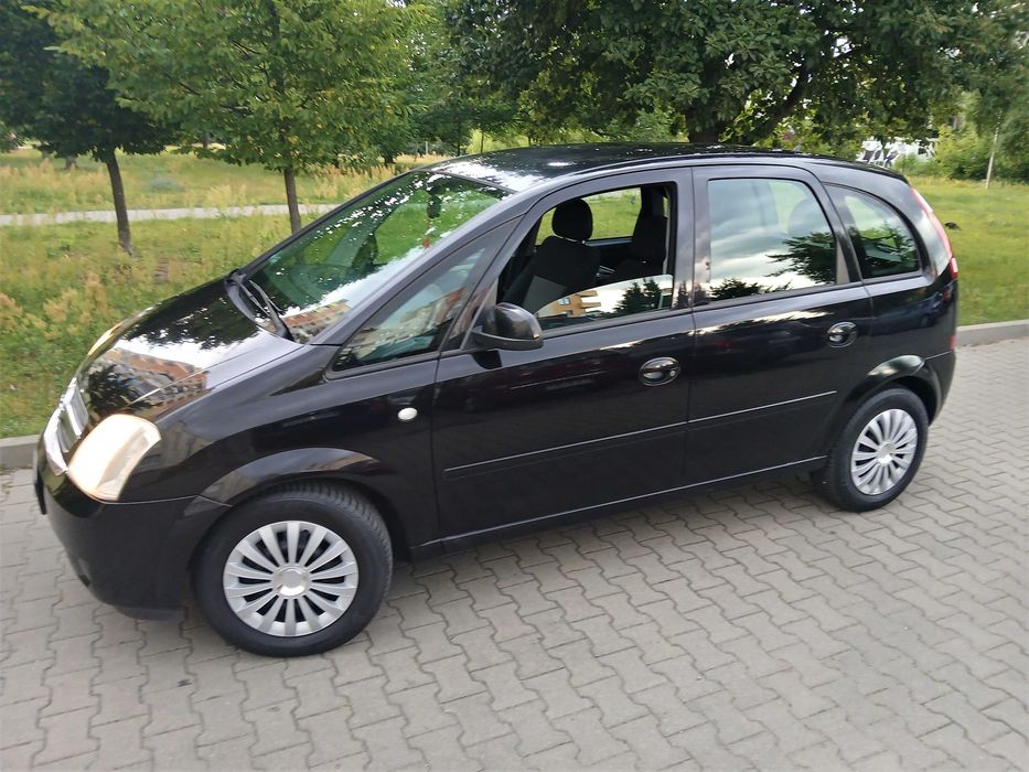 Meriva  klima chłodzi,1.6benzyna  przegląd+oc VII-2025