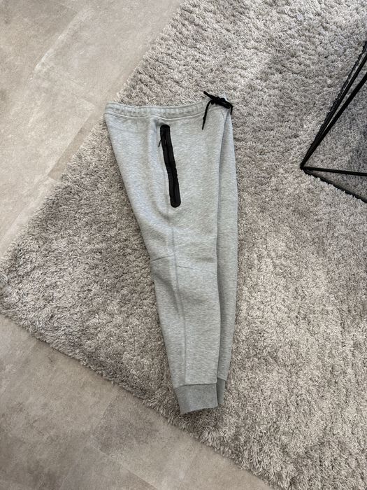 Штани Nike Tech Fleece Jogger White