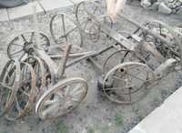 Старое железное, деревянное колесо.Лофт.