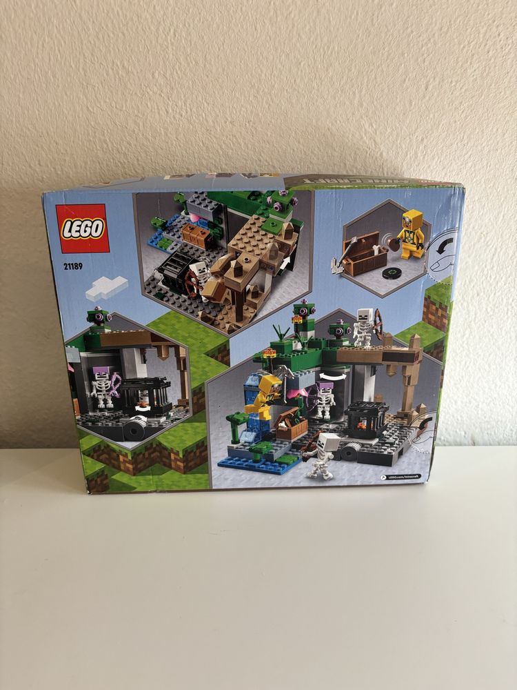 LEGO Minecraft Gruta Esqueletos 21189 Novo