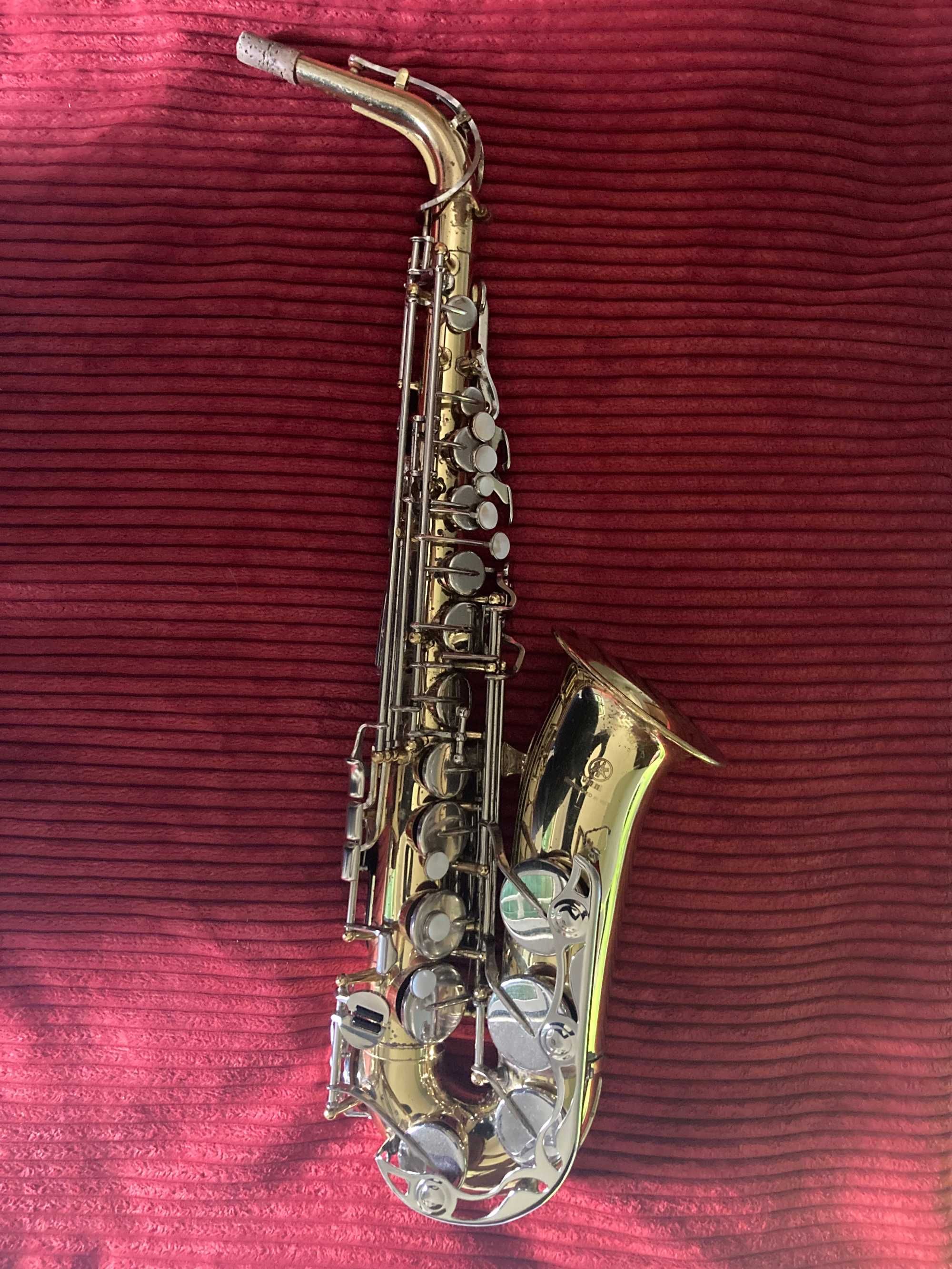 3 saxofones altos 1 sax tenor e 1 sax soprano  pack de 5