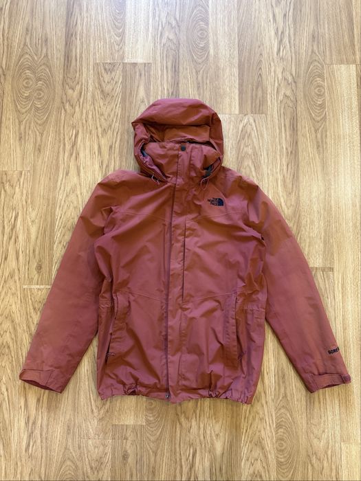 Трекінгова куртка The North Face Gore Tex