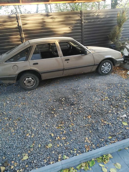 Продм 2 авто (опель аскона та форд ескорд)