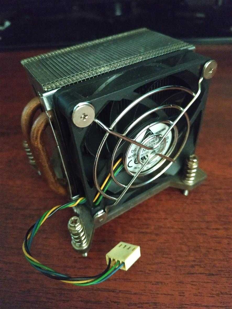 Процесор для ПК Intel core E5300 socket 775 + Кулер