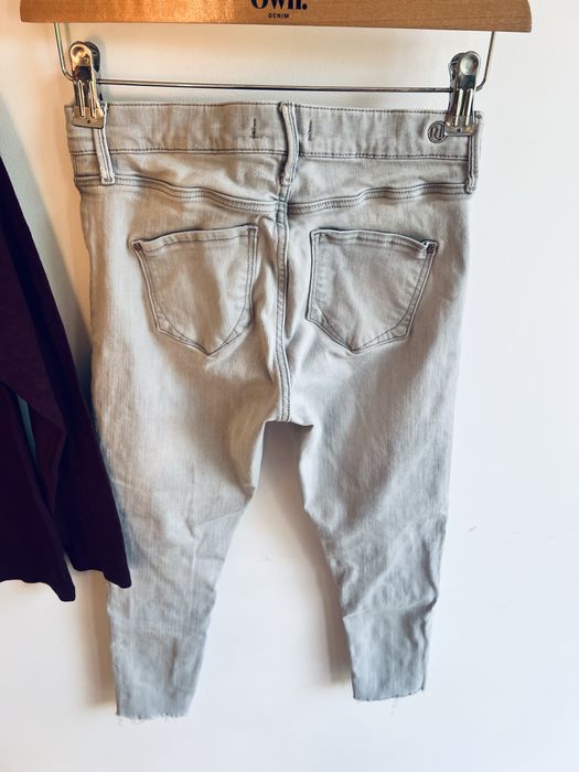 Piękne spodnie chłopięce jeansy markowe River Island na 8 lat r. 128