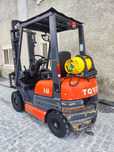 Empilhador Toyota gás 1800kg
