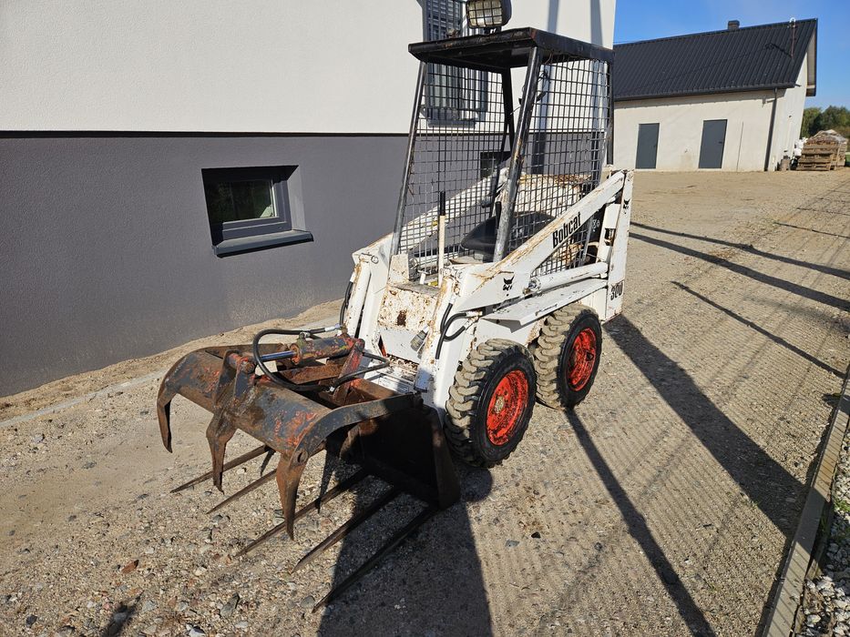 Miniładowarka bobcat clark 300 90 cm szerokości