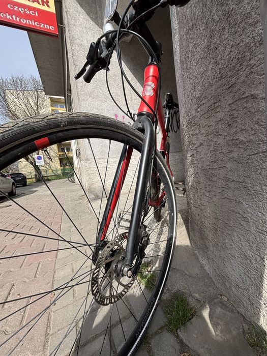 Rower, który jeździ szybciej niż korki myślą, że mają czas!