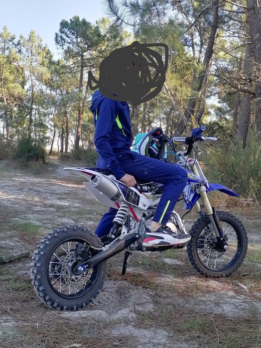 Malcor 125cc pit bike