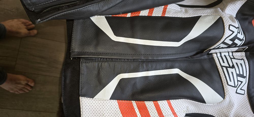 Casaco dw pele para mota usado com todas protecções incluidas