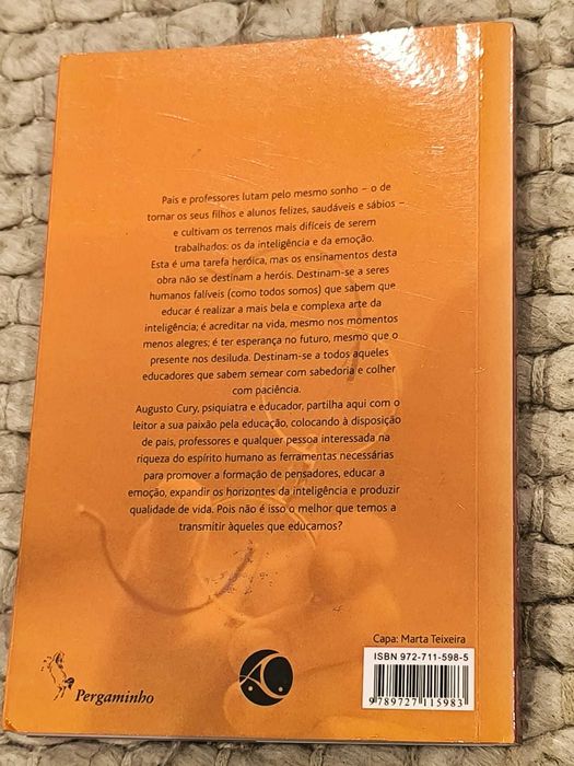 Livro "Pais Brilhantes, Professores Fascinantes" de Augusto Cury