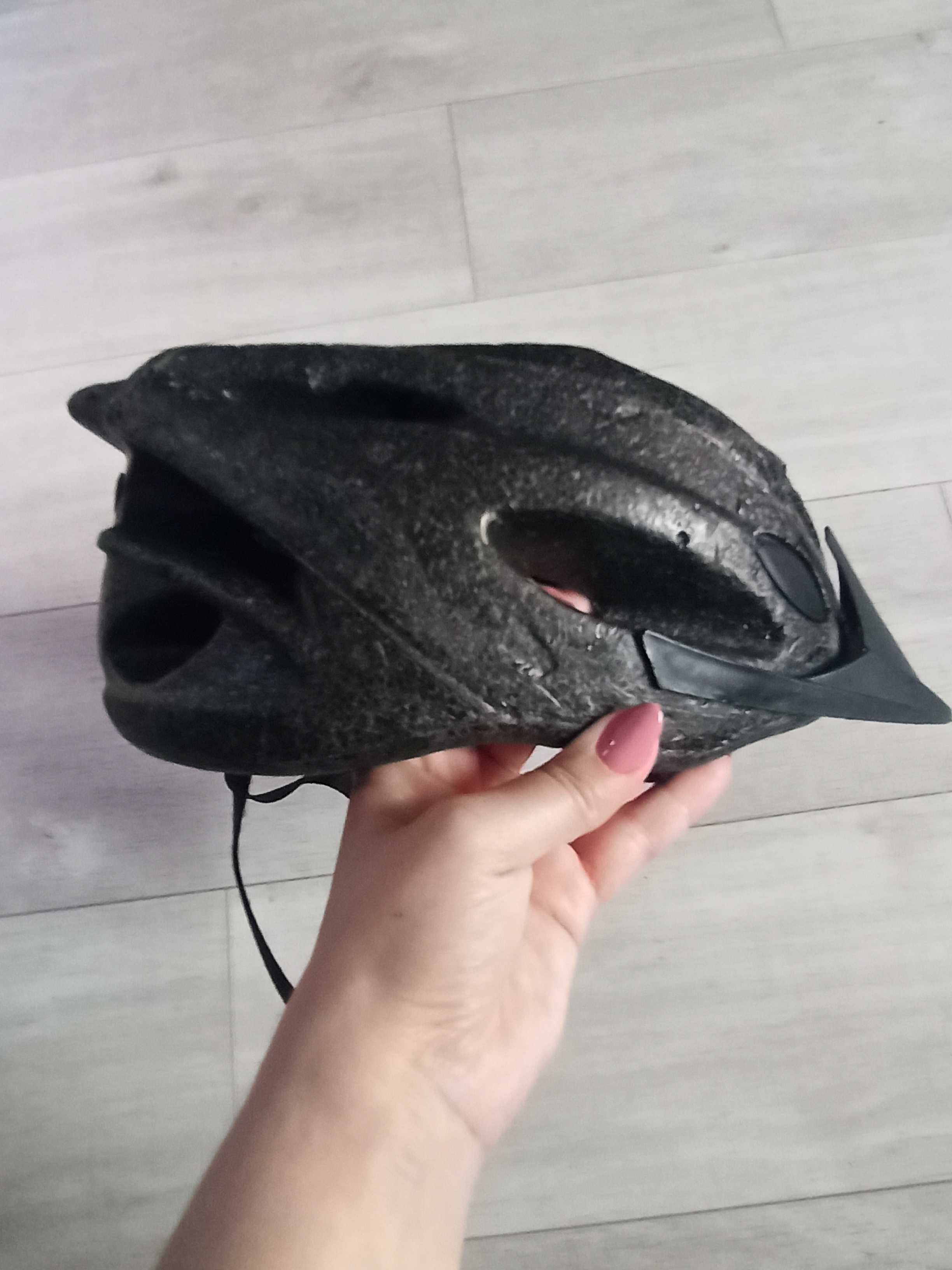 Kask rowerowy regulowany