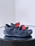 Крутые свежие босоножки  на липучках Crocs