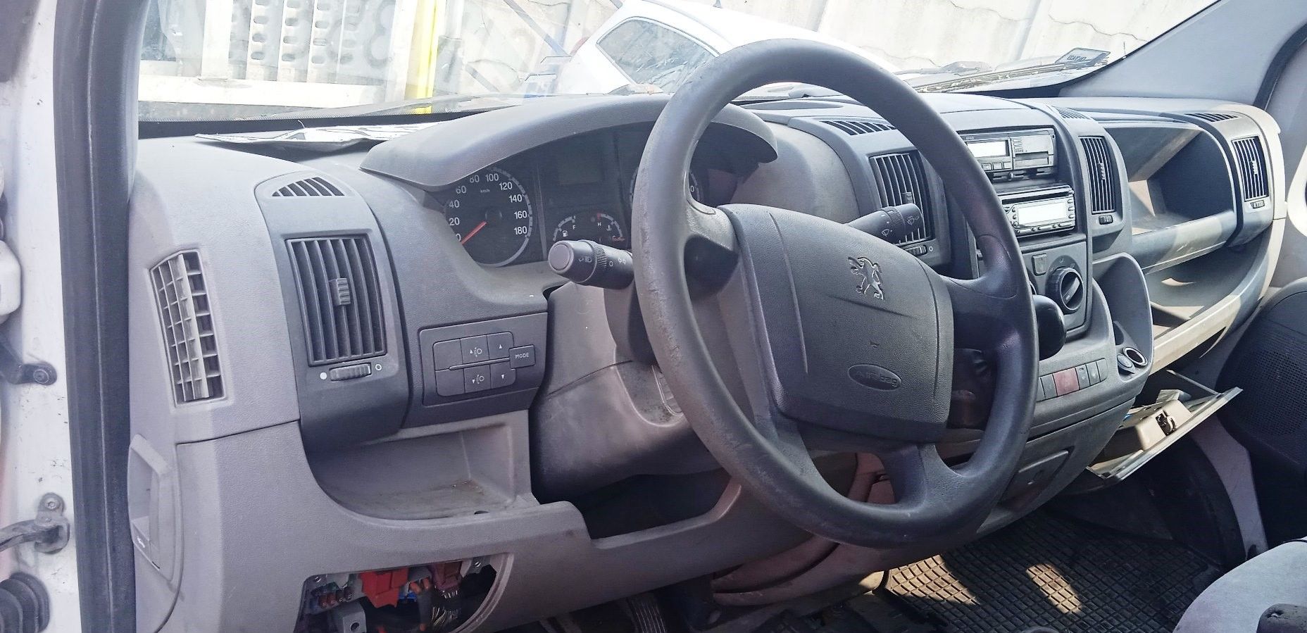 Na części Peugeot Boxer III Bus 2.2 HDI lak. HWB 249 silnik skrzynia