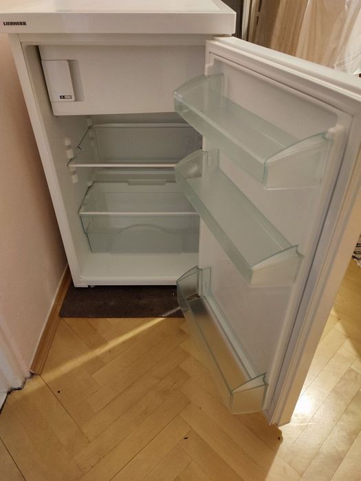 Міні-холодильник барний 85 см Liebherr LBH85117. Німеччина