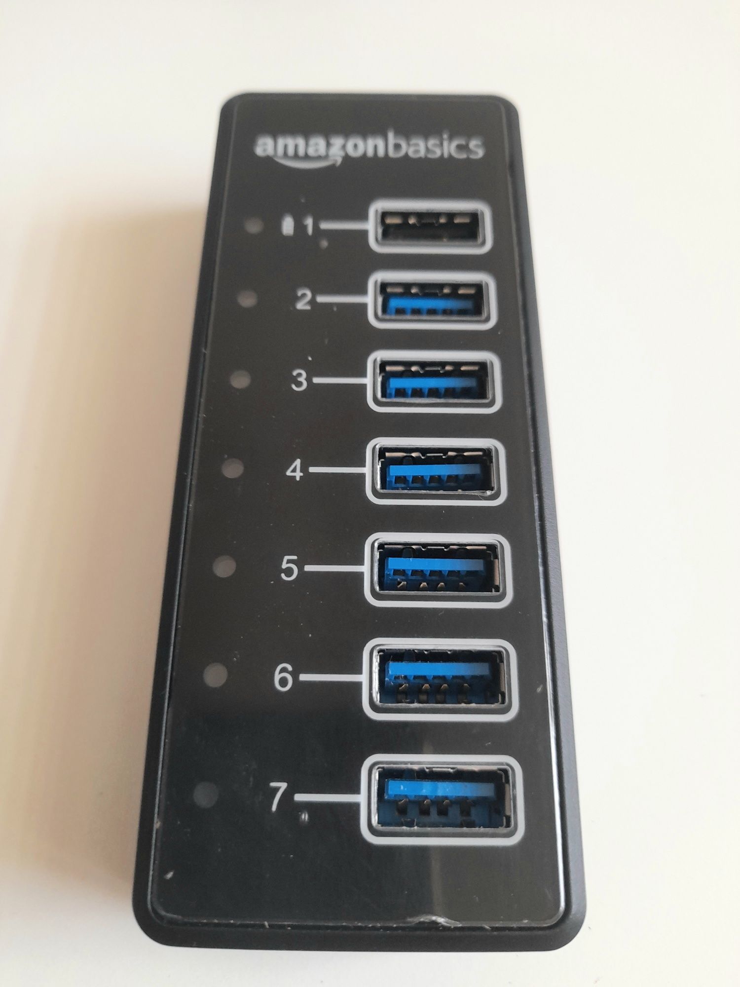 Rozgałęźnik HUB USB Amazon Basics 7 portow