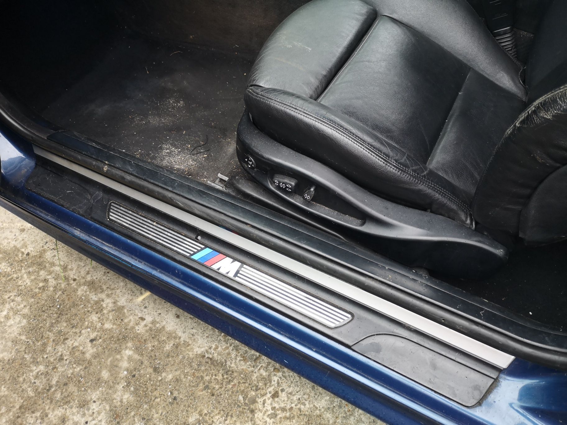 Bmw e46 m-pakiet coupe /cabrio listwy progowe wewnętrzne