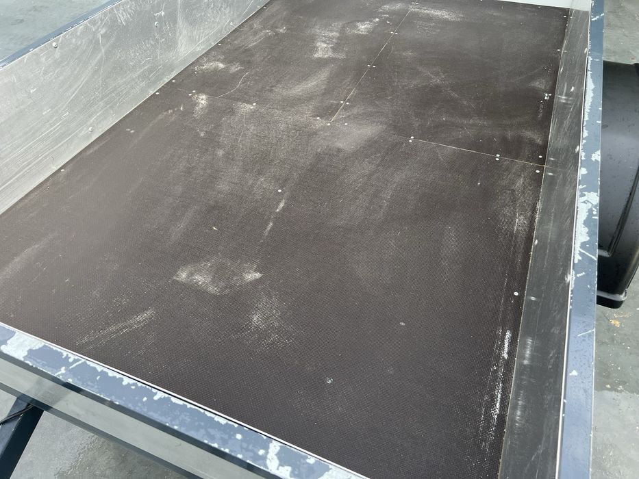 Reboque multi usos ( reservado )