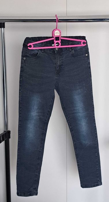 Spodnie jeansy chłopięce rozm. 152