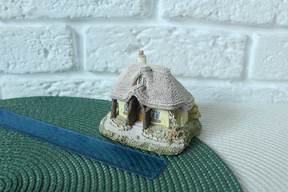 Badmington Cottege керамічний будиночок. Колекційний.