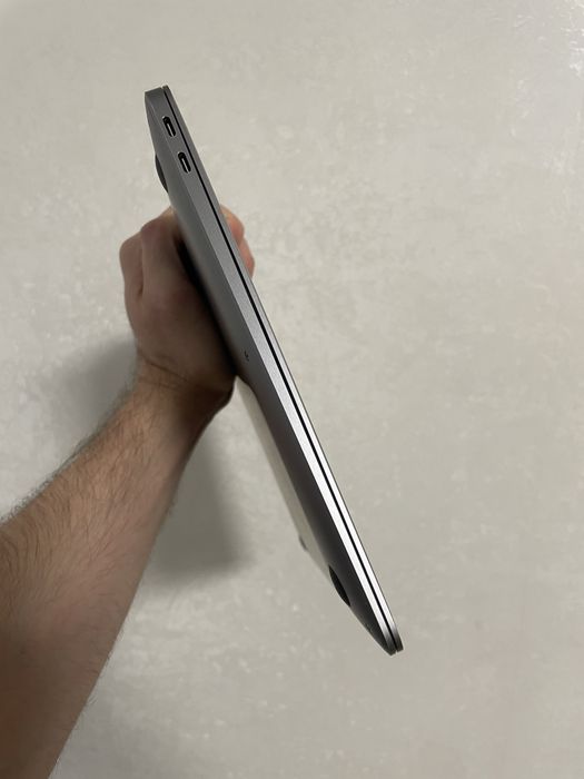 Идеал Macbook M1 Air комфи  8/256, макбук