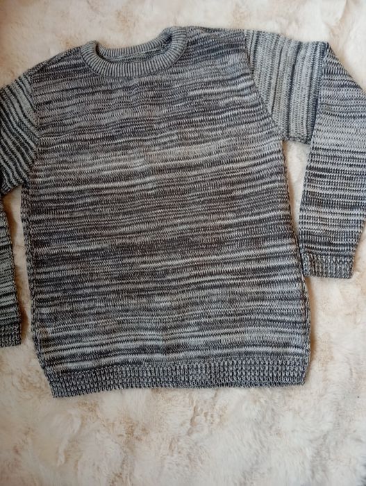 Продам новий дитячий светр 158-164