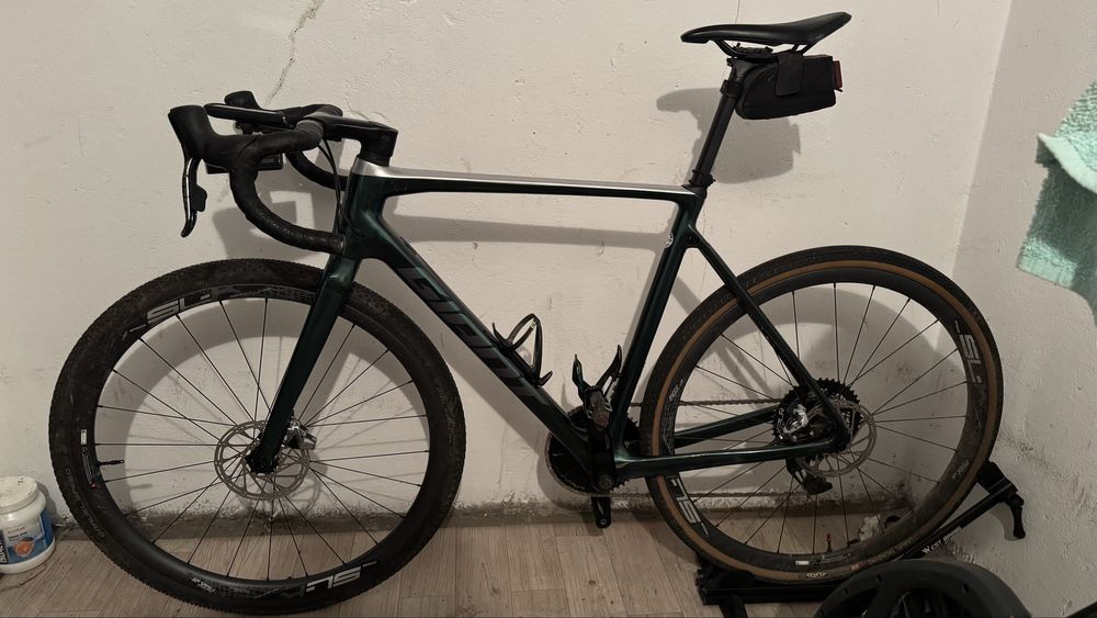 Sprzedam mocno usportowiony! Giant TCX roz.ML na sram RED