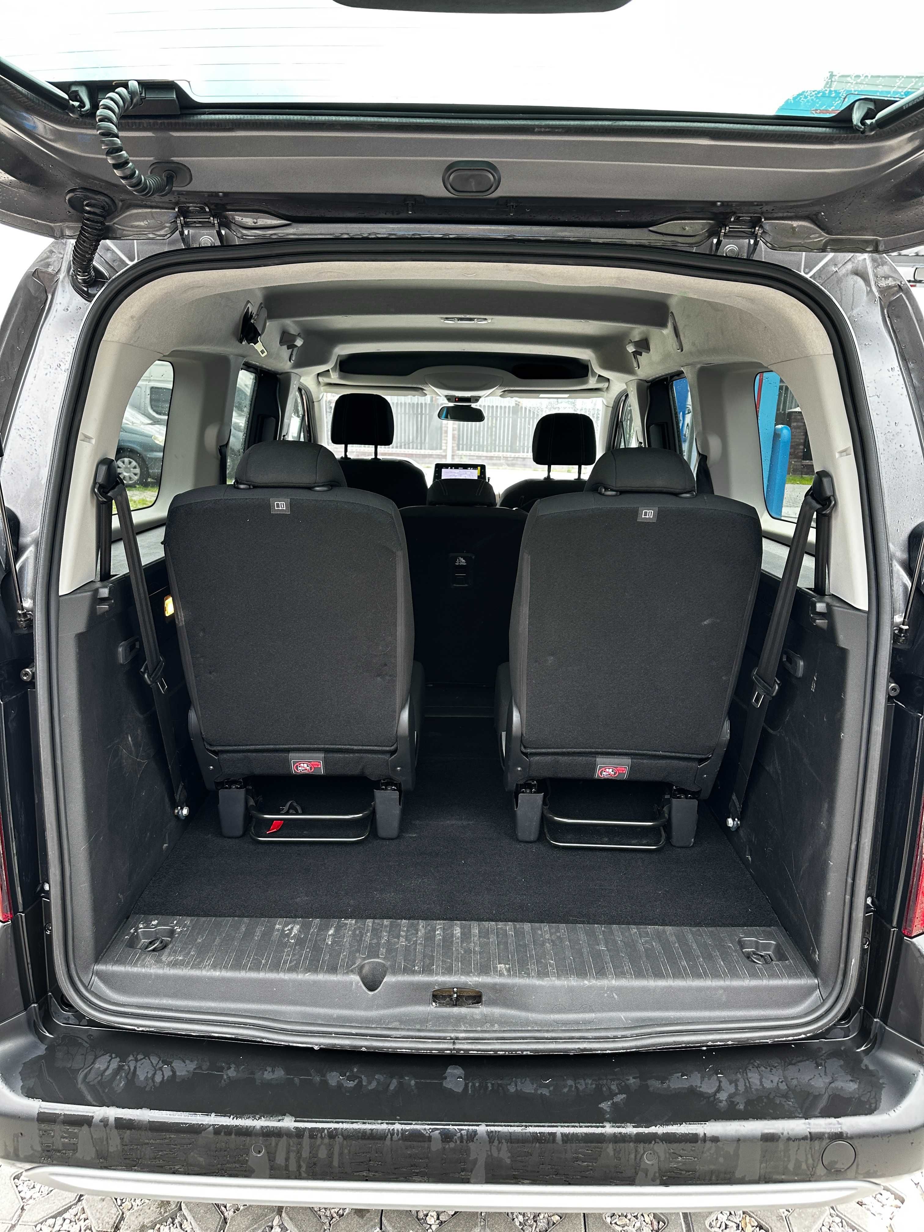 Peugeot Rifter 7os. 130km long GT PL salon