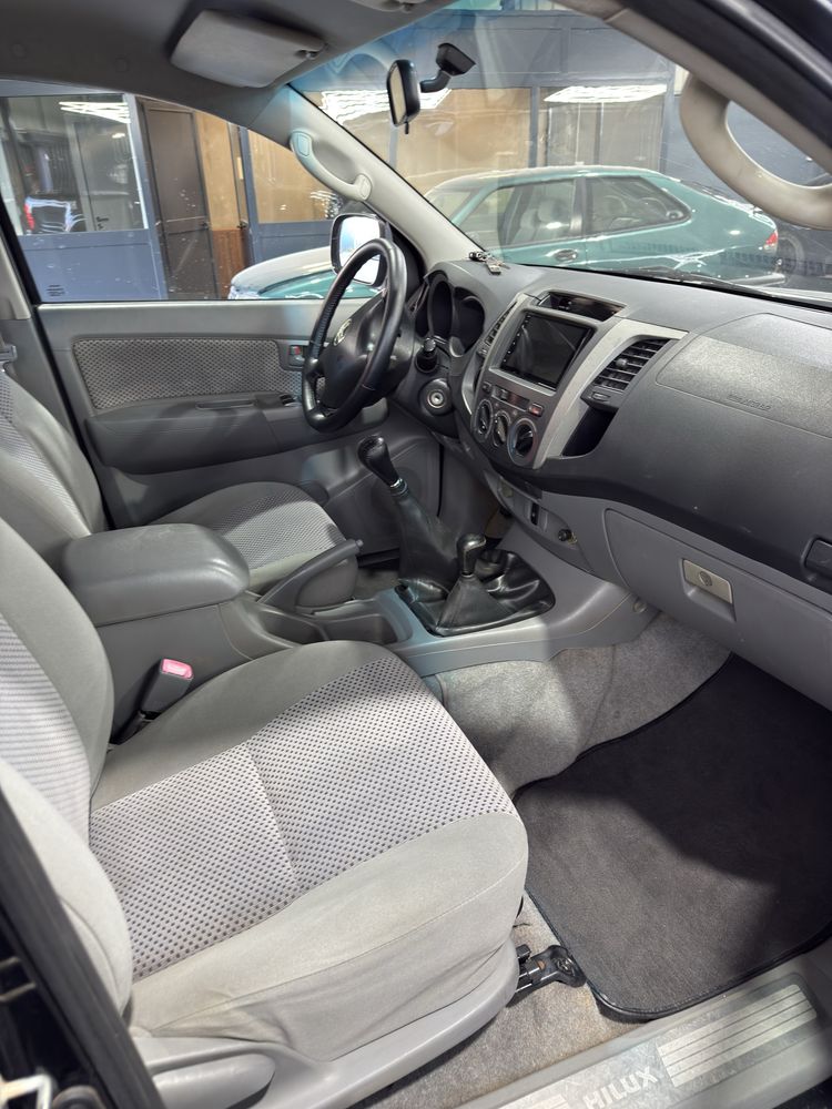 Toyota Hilux 3.0