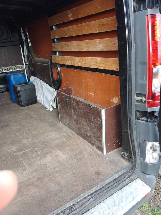 renault traffic long  2.5l 147km