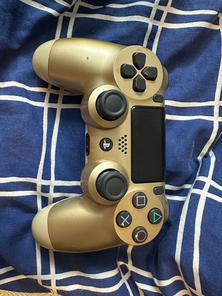 Konsola ps4 slim 500gb + 2 kontrolery + gry