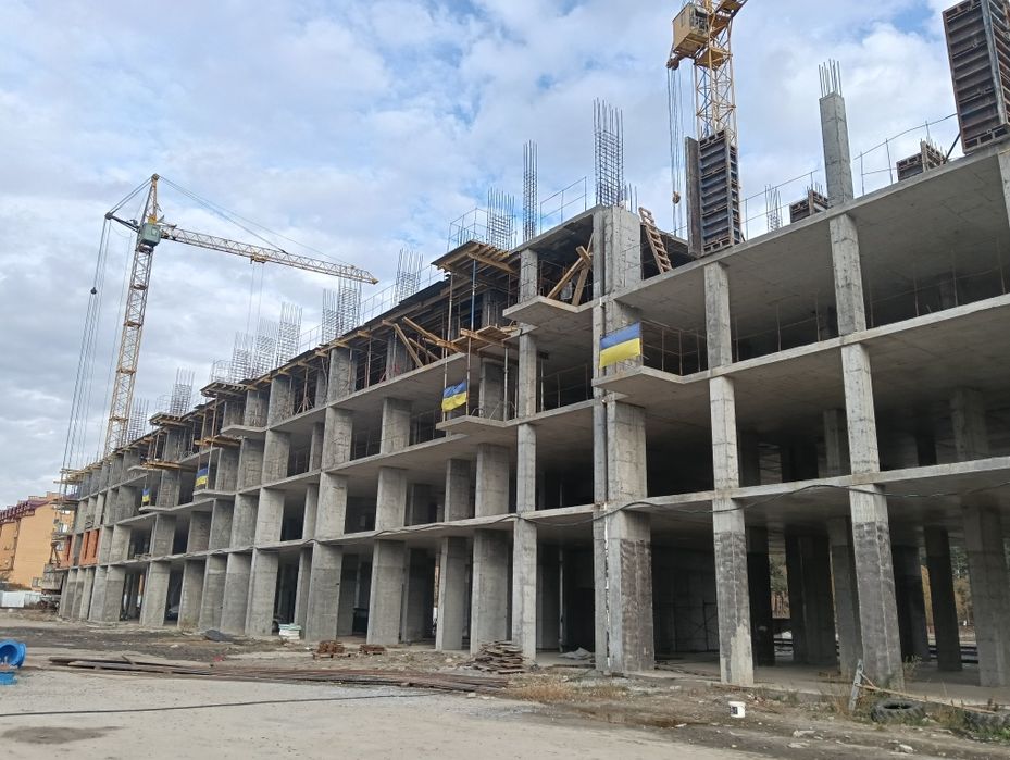 Продам трикімнатну квартиру!